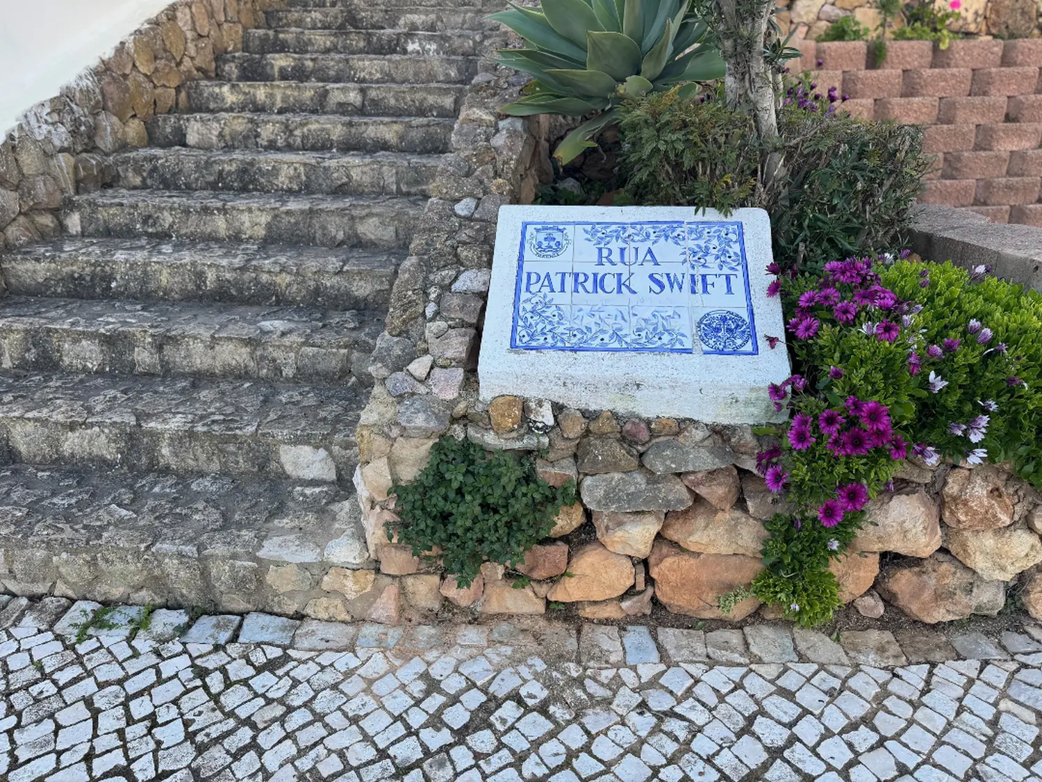 Foto Rua Patrick Swift von DeCaNa Prestige